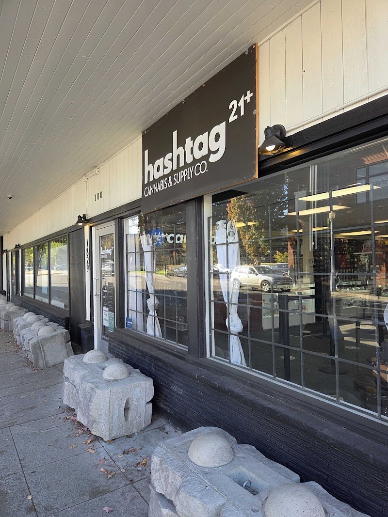 Hashtag Cannabis Redmond storefront